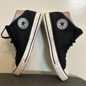 Converse Chuck Taylor All⭐️Star Size 10 Iridescent trim
